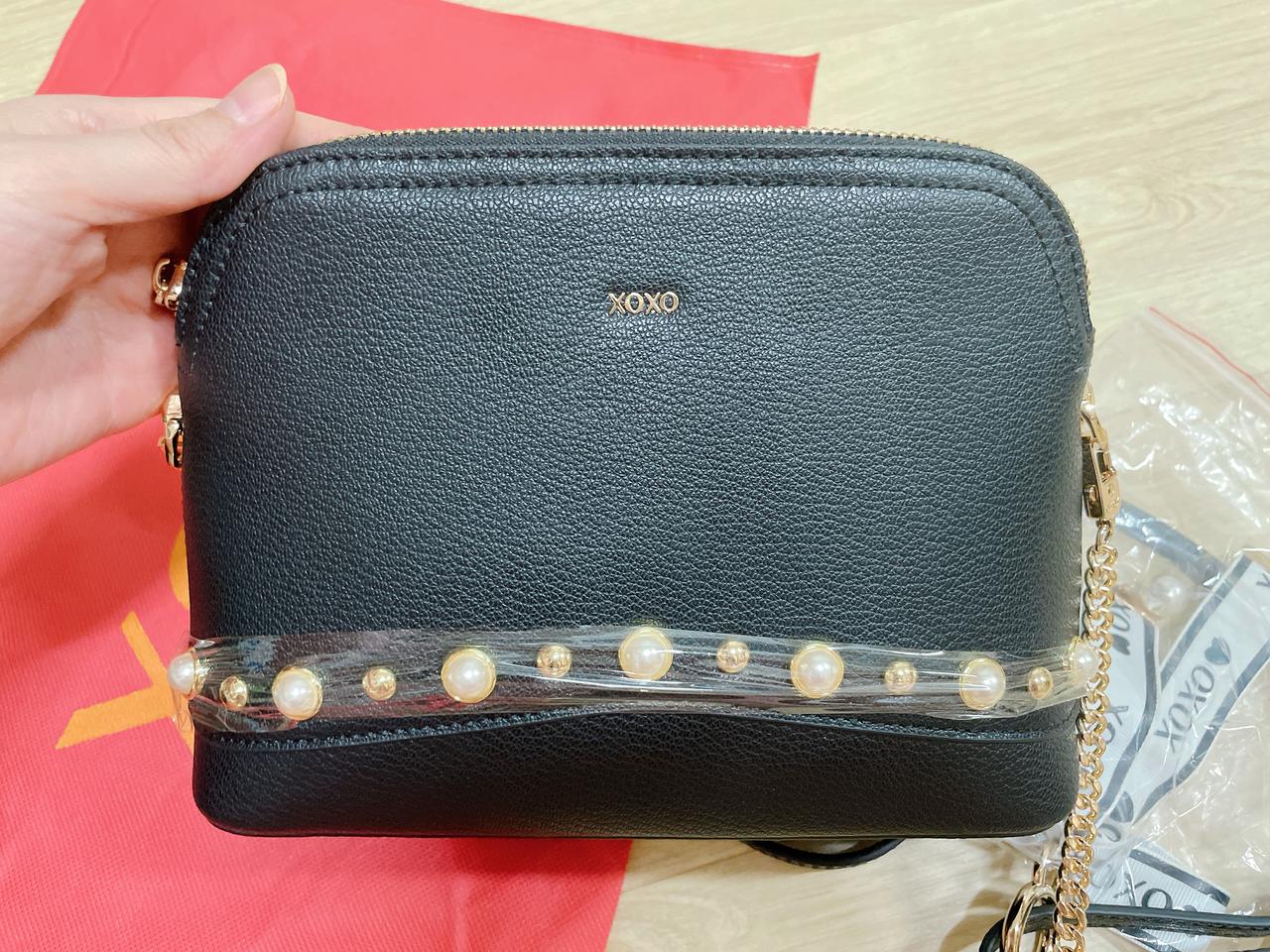 [새상품] XOXO 진주장식 소가죽 크로스백 넘나 예쁨
