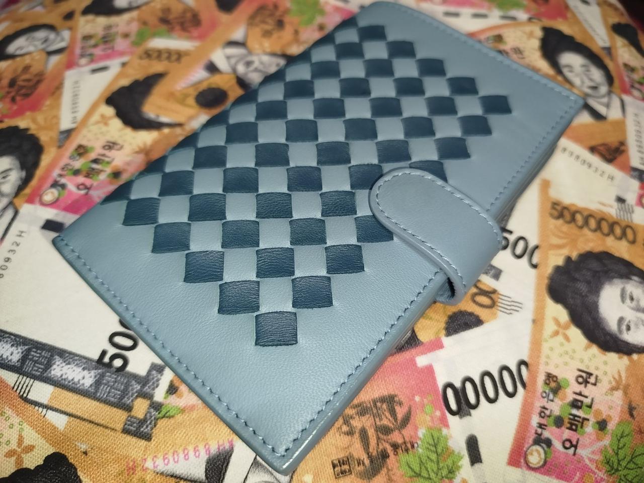 보테가베네타 스카이(1회착)