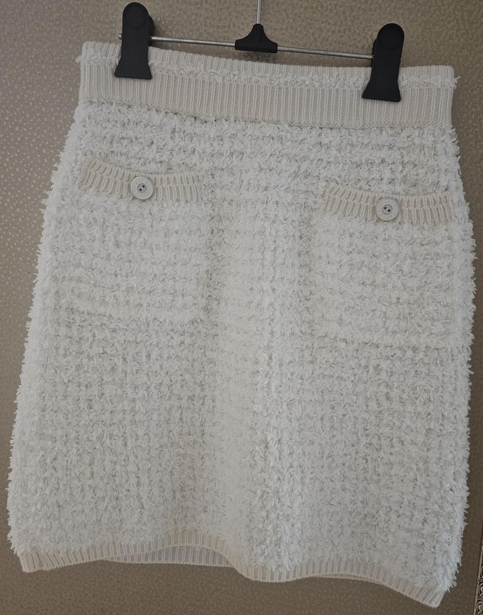 더캐시미어 스커트(새상품)
