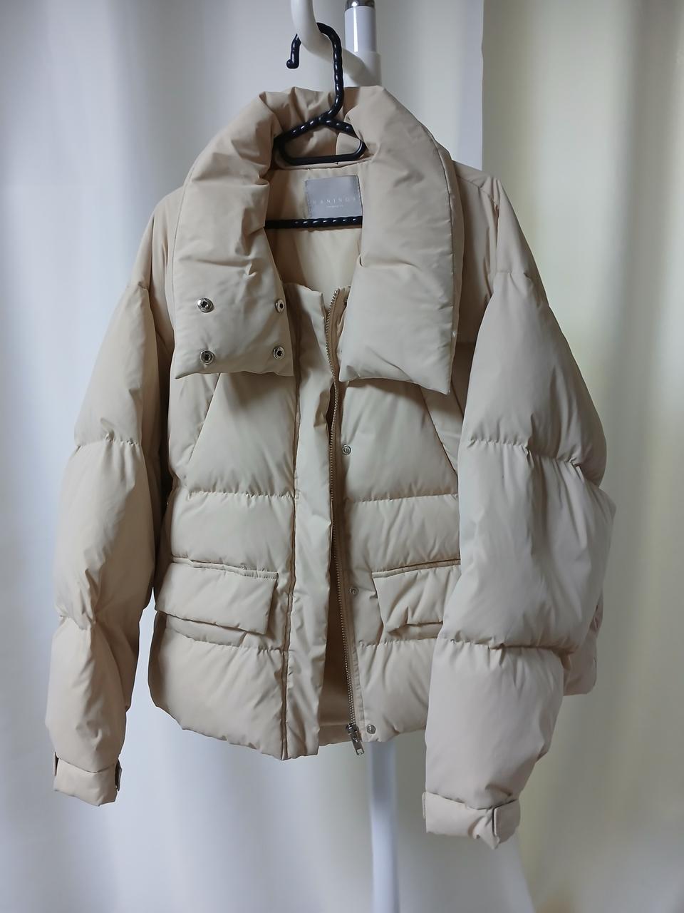 베이지 오버핏 오리털 패딩