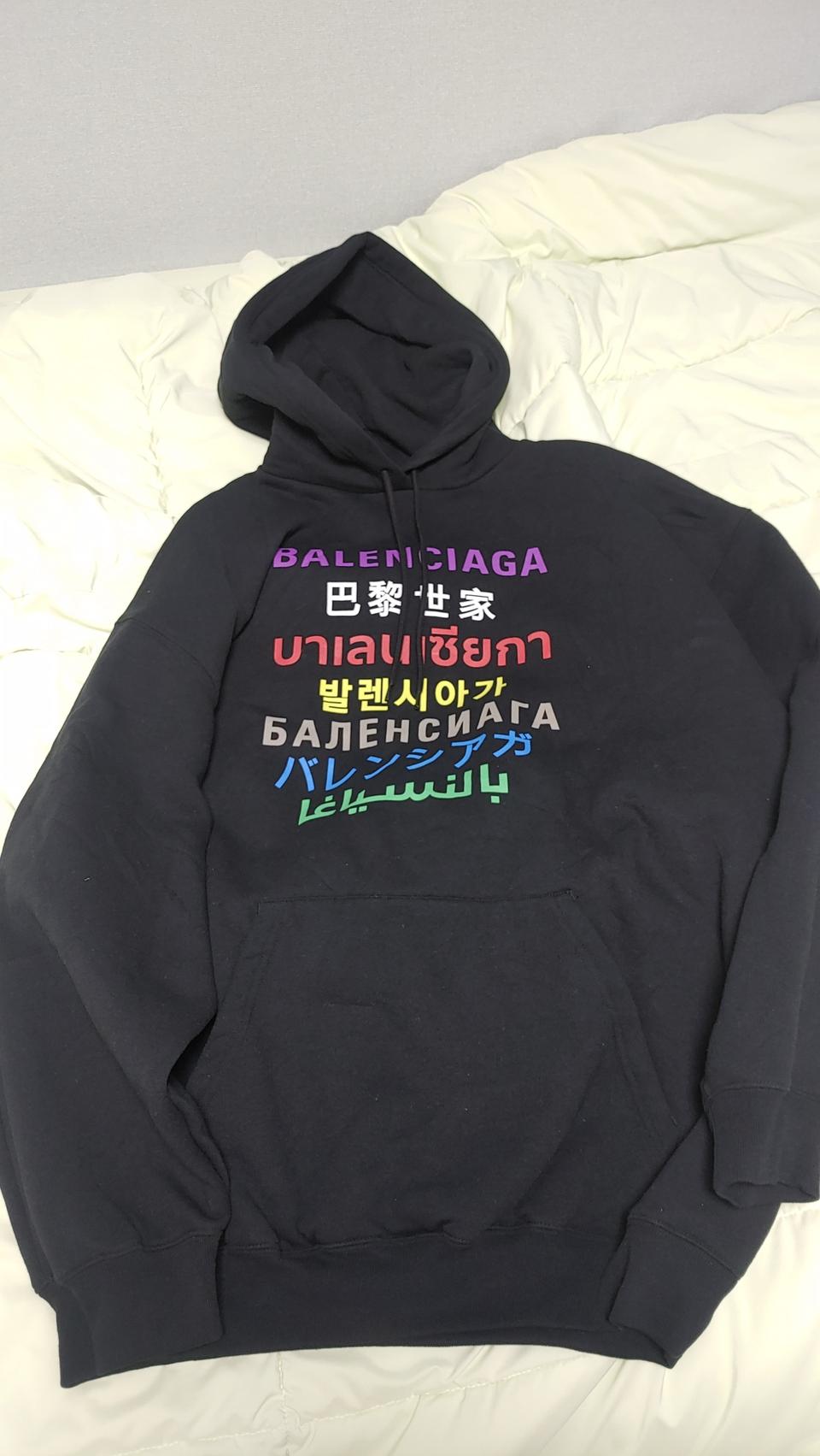 [새상품] 발렌시아가 후드 맨투맨