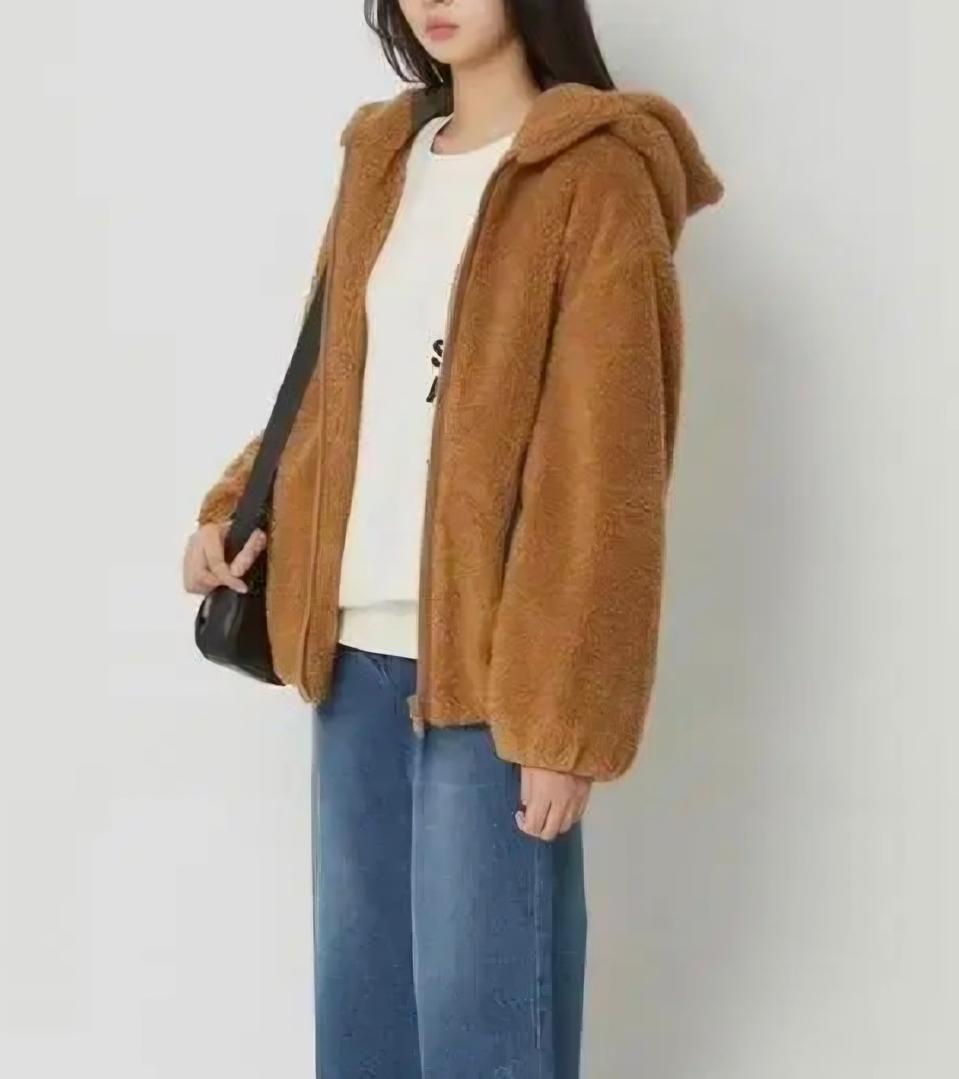 럭키슈에뜨 후드뽀글이점퍼