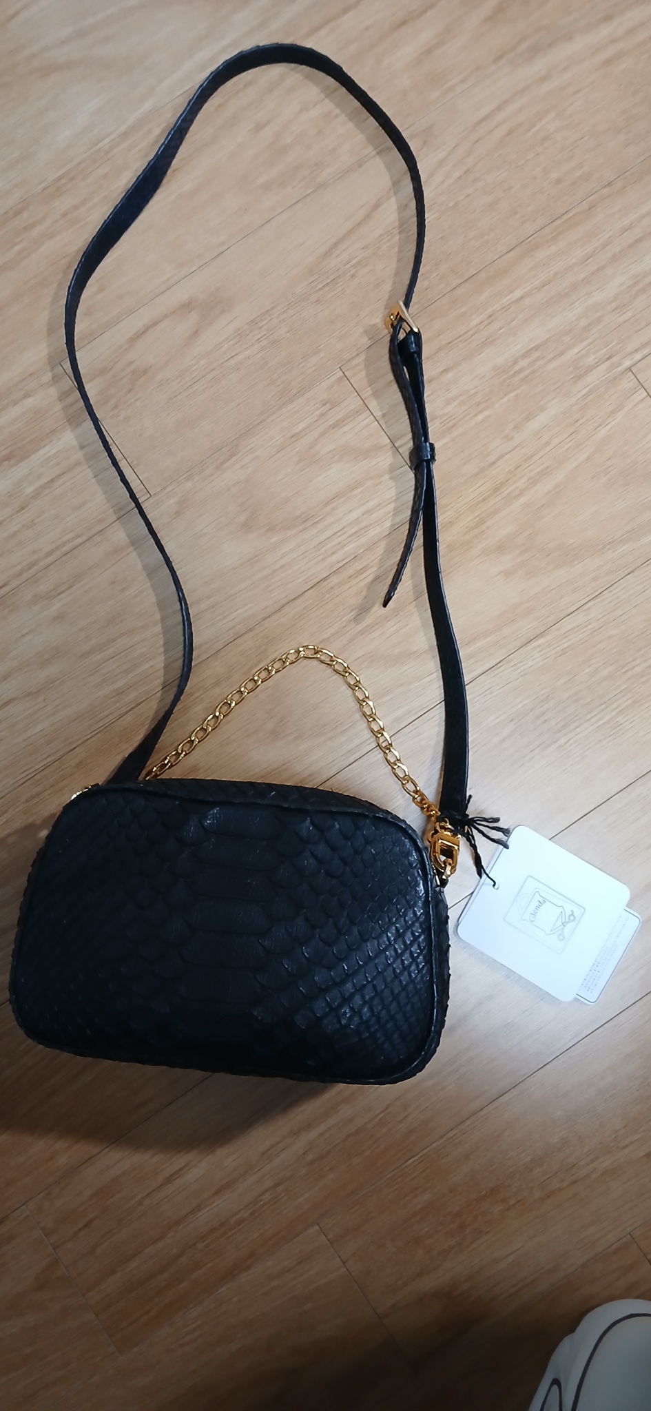 GLENDA 블랙 뱀피 숄더백(새것 수준)