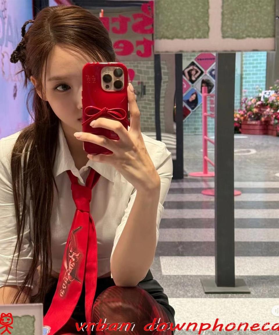 어반소피스티케이션 아이폰 15프로맥스 휴대폰 케이스