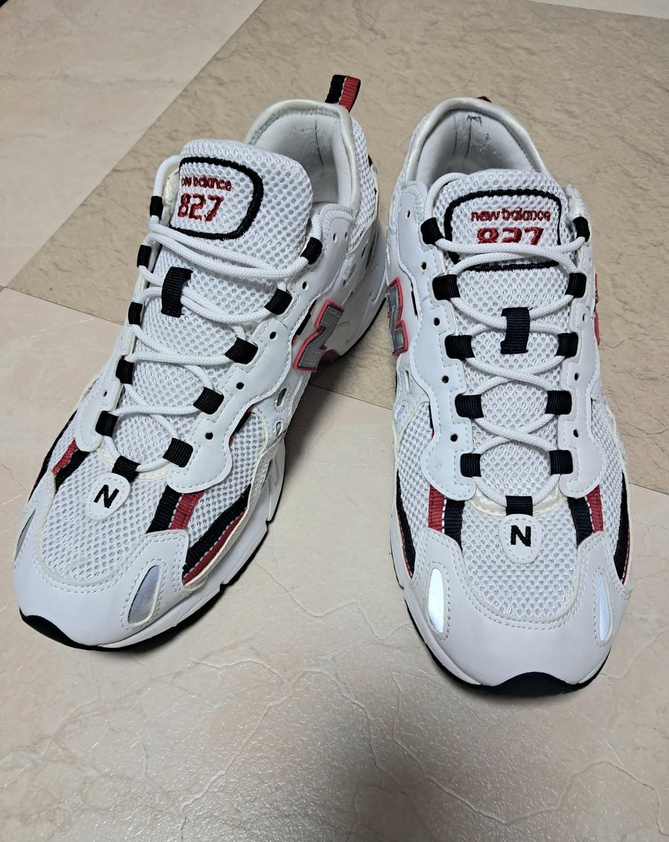 뉴발란스827 레드