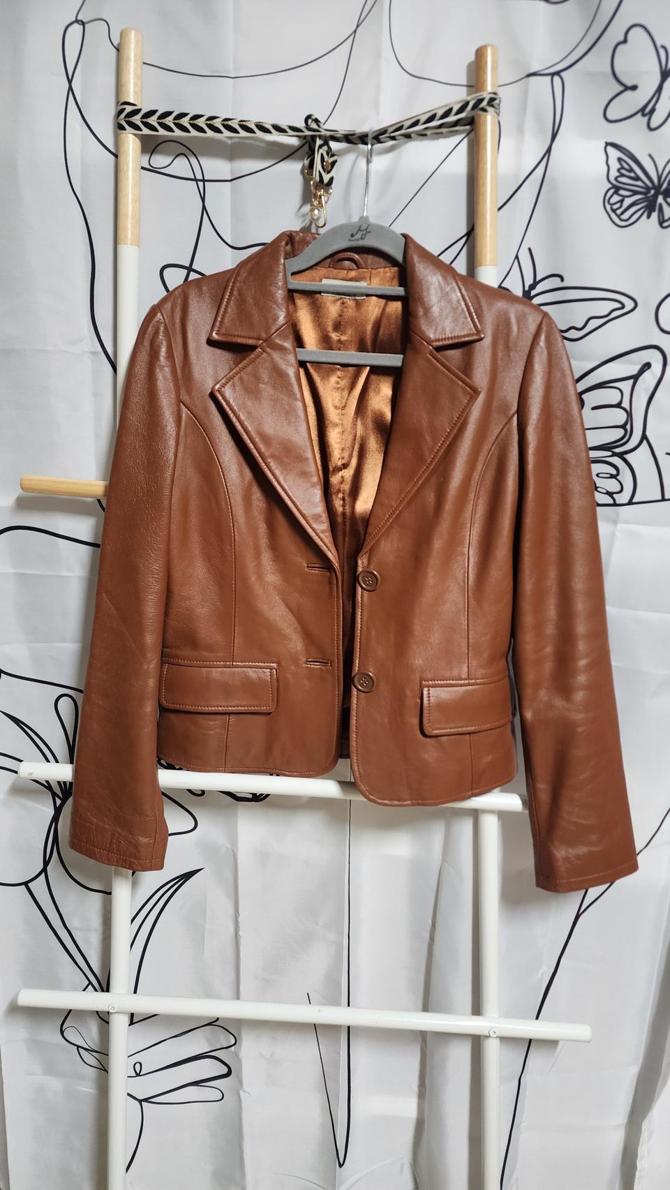 여성 GUESS 가죽자켓