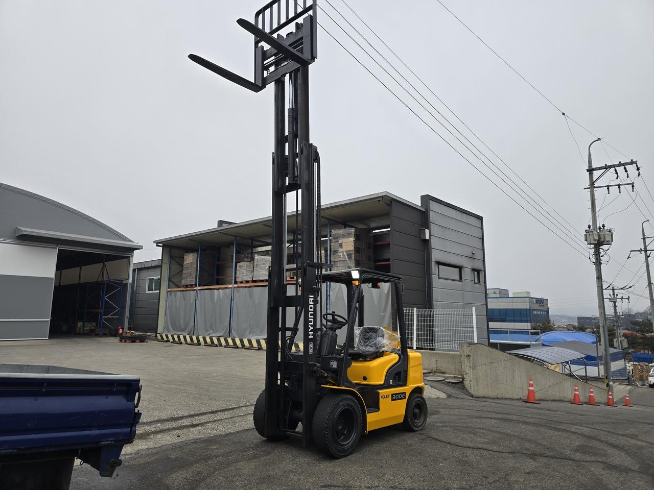 현대 3톤 3단마스트 12년식 자동발 디젤지게차  중고지게차