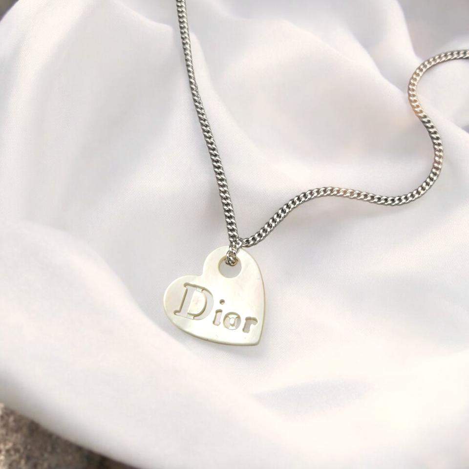 디올 자개 하트 목걸이