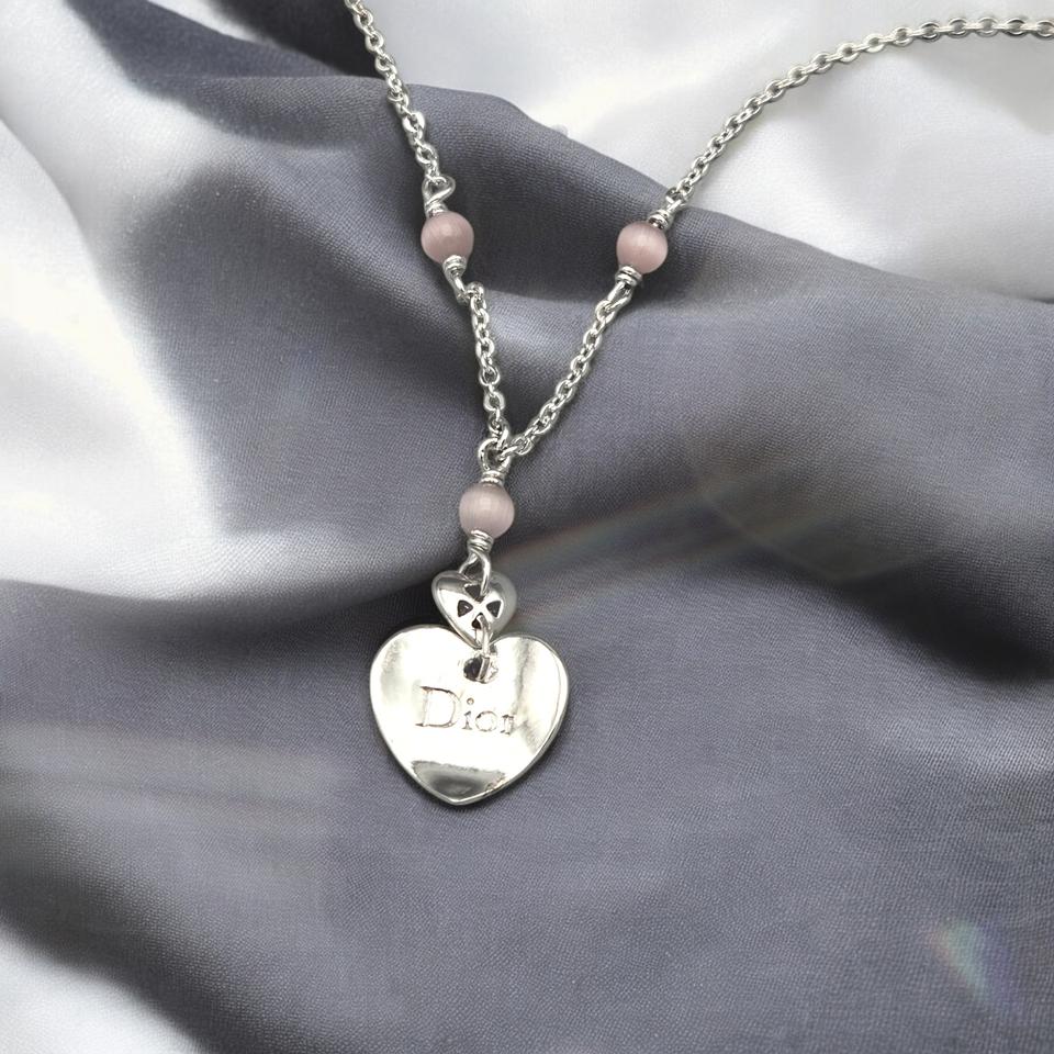 디올 스톤 하트 목걸이