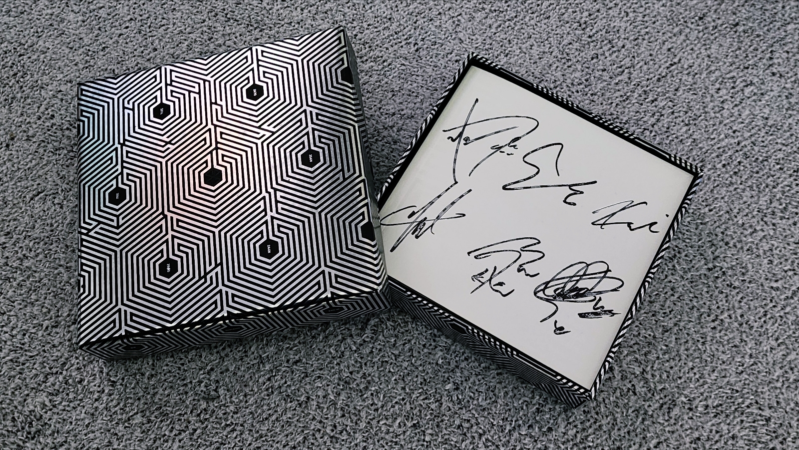 엑소 친필싸인앨범/EXO 사인 앨범/중독 overdose