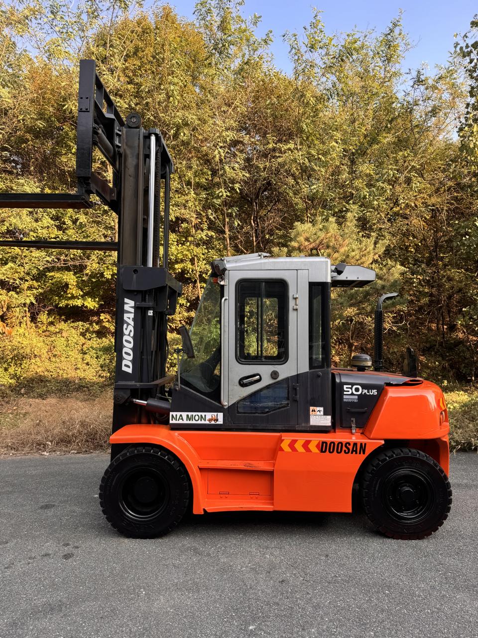 두산5톤 디젤지게차 풀옵션입니다