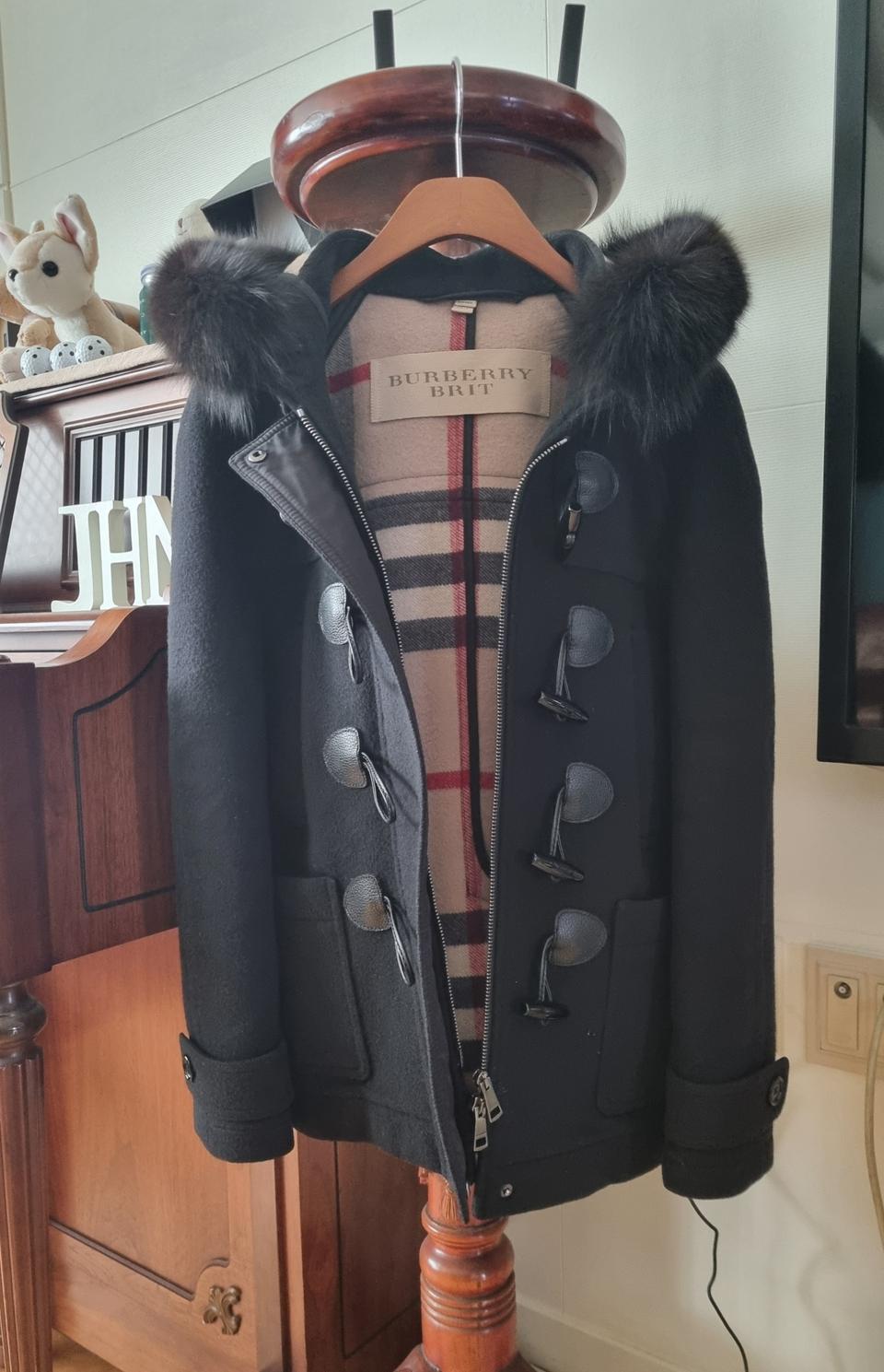정품 버버리 더플코트
