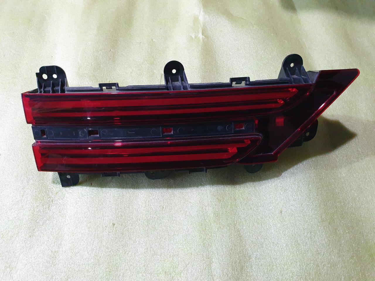 GV70 테일램프 트렁크등 운전석 92403AR000 택포 6만5천원