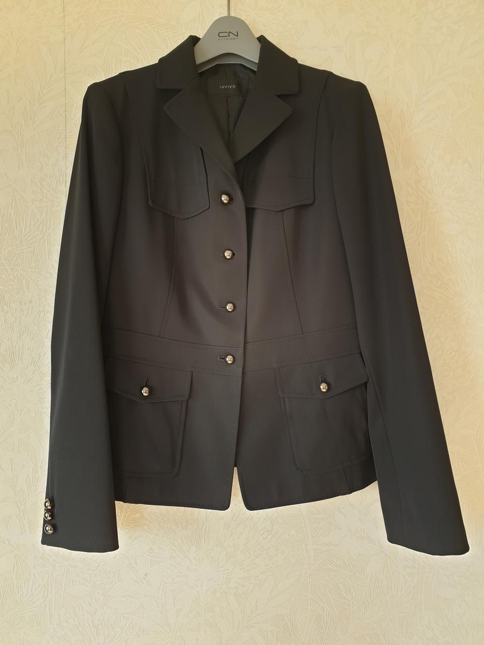 인비보 여성 블랙 자켓