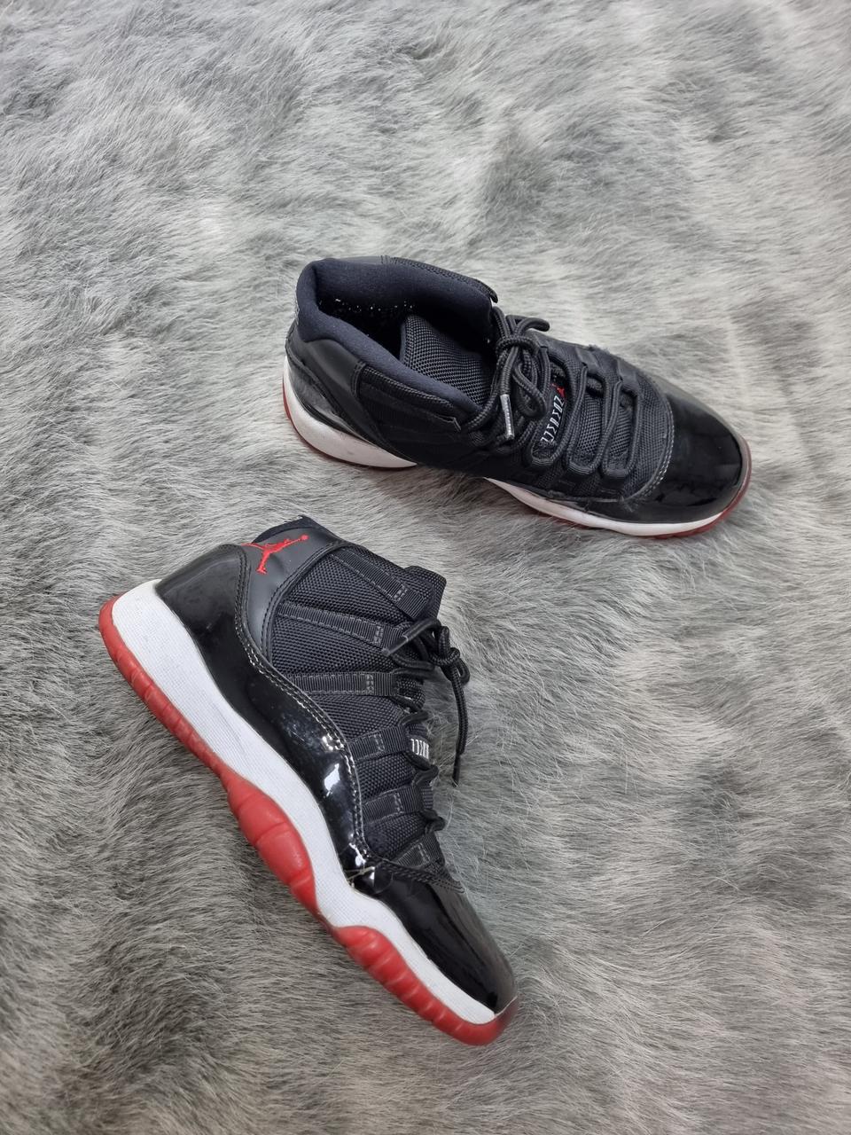 조던11 콩코드 235사이즈 최저가