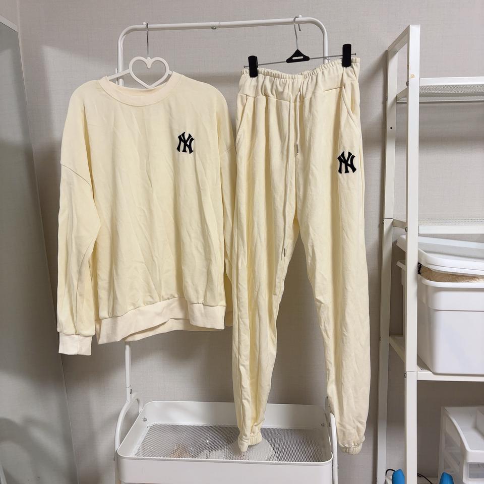 봄신상 트레이닝세트