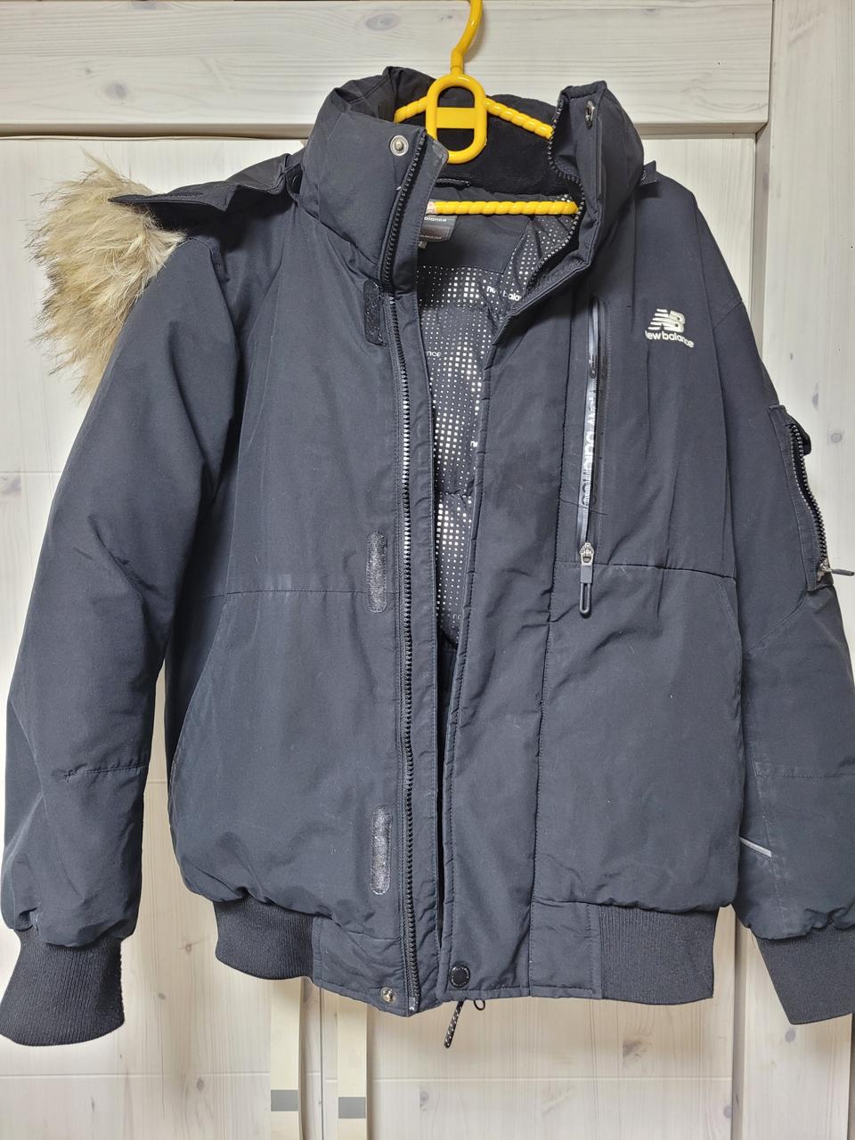 뉴발러스 남녀공용 블랙 기능성 패딩  사이즈M 세탁완료