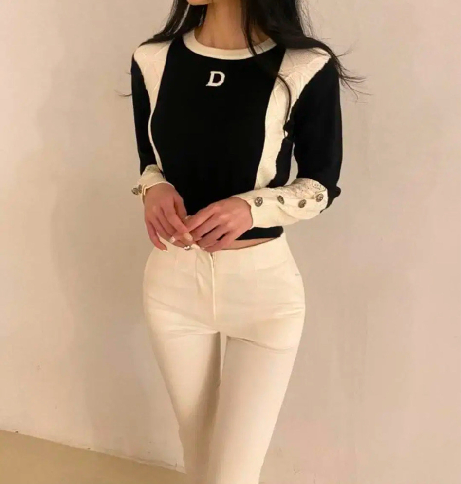 D올 니트 미착용 새제품