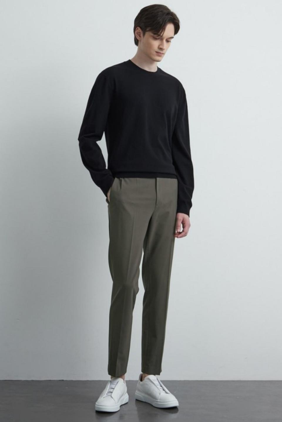 (105) 타임옴므 울 블렌드 니트 탑-블랙,105사이즈