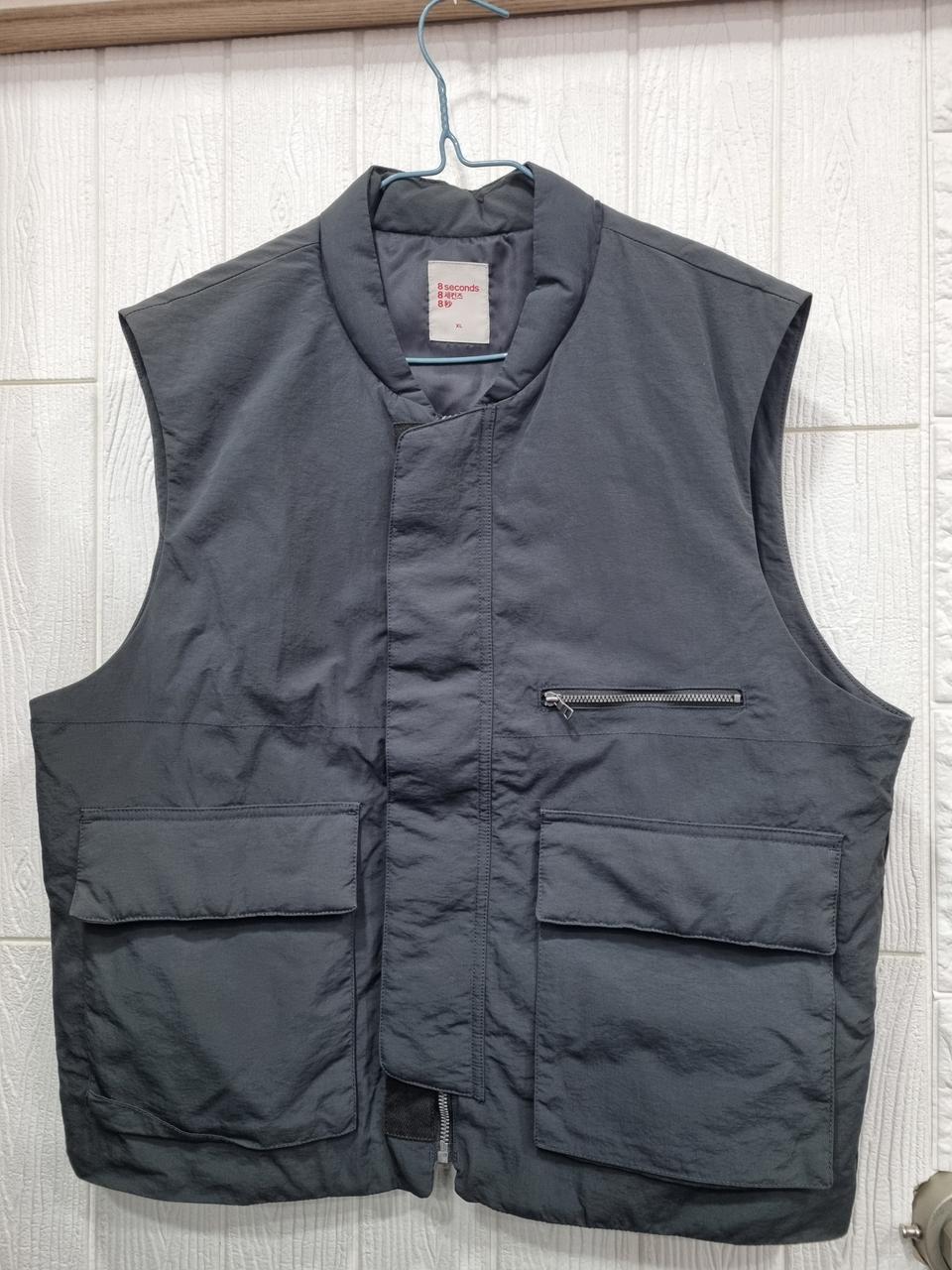8 secnds  패딩조끼 사이즈XL