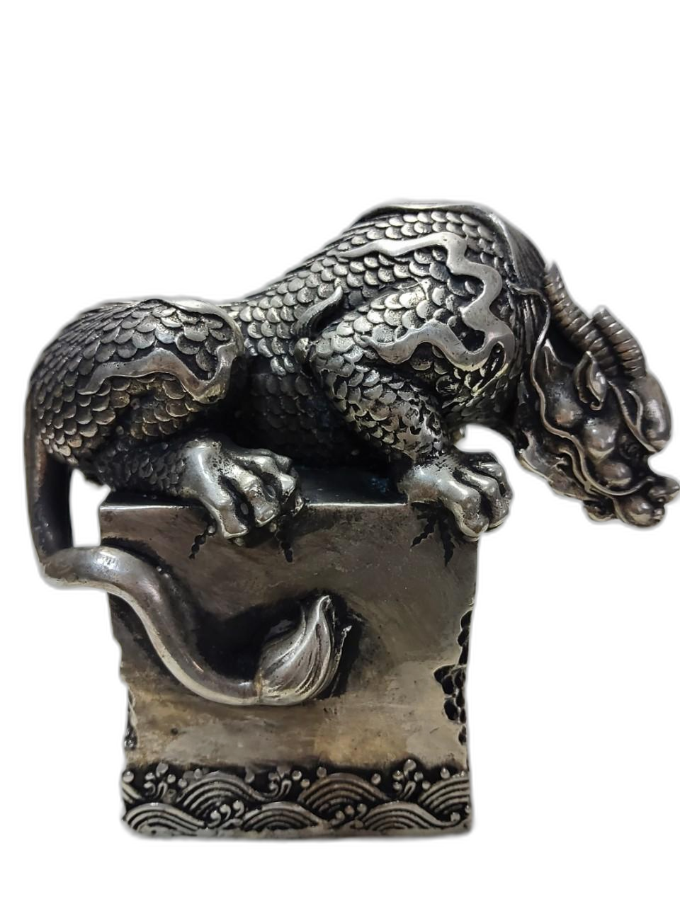 우듬지상회) 백동 비슈 옥쇄 높이15cm 무게1.9kg