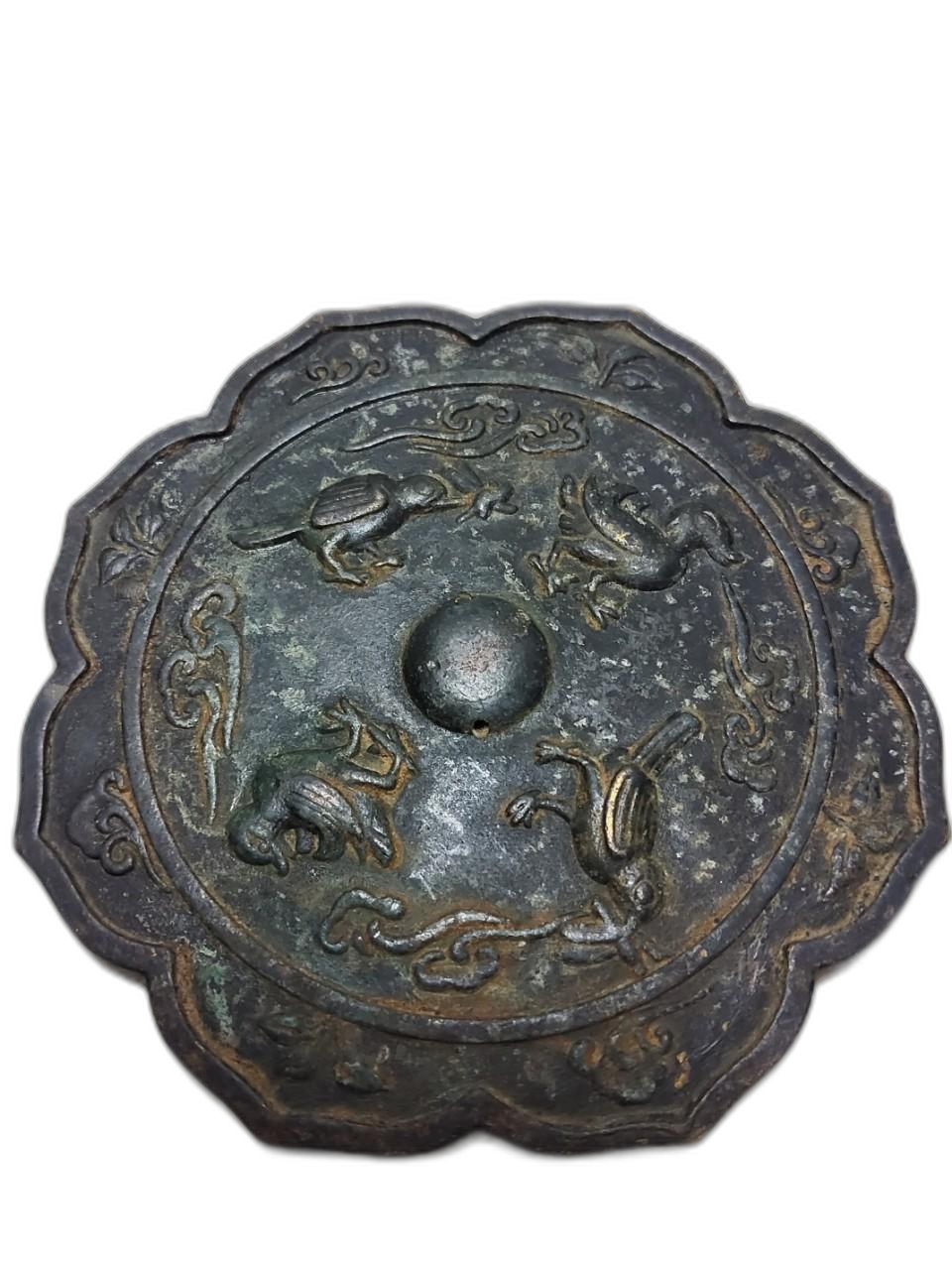 우듬지상회)청동 동경3 지름10cm 무게142g