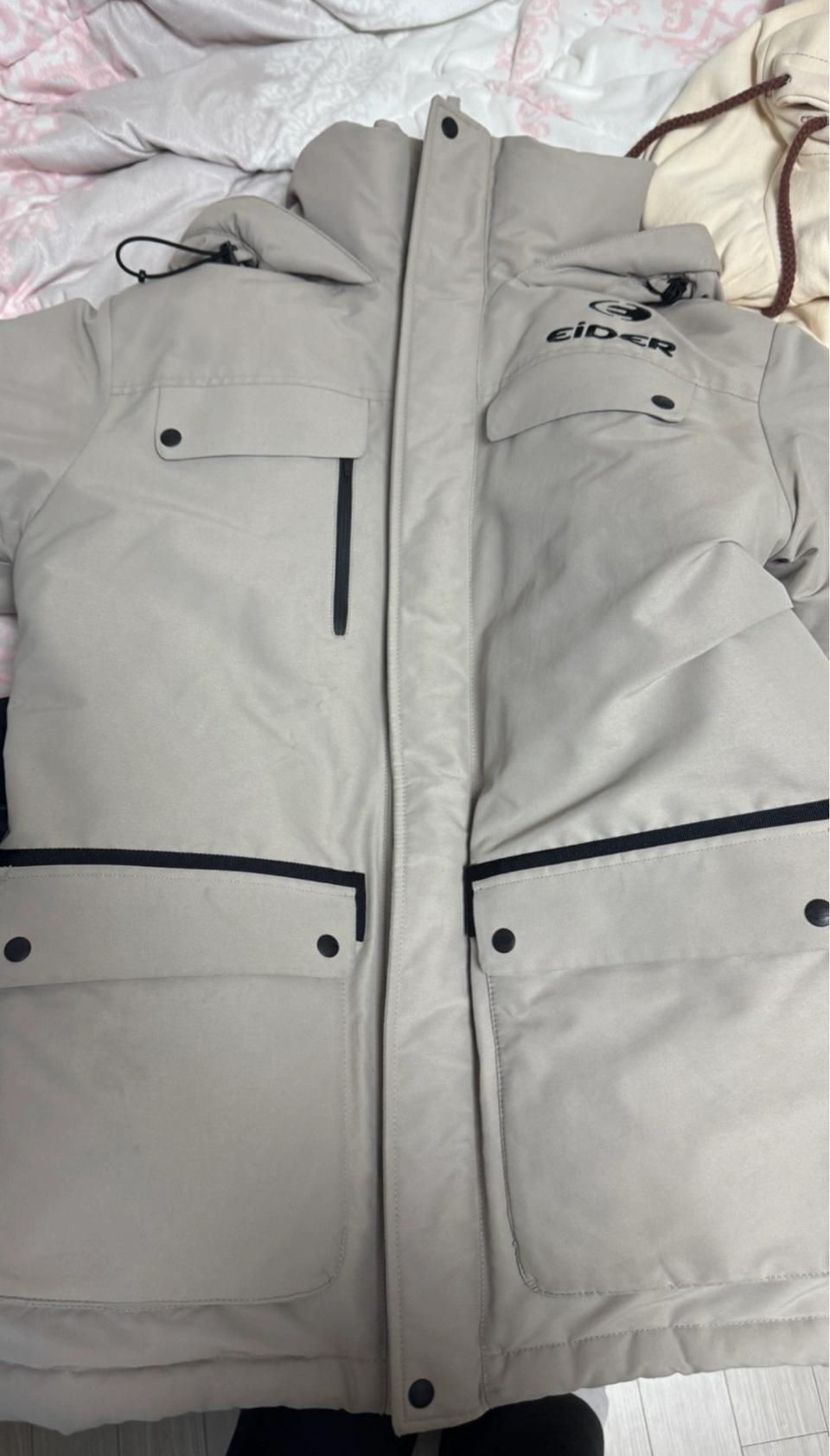 아이더 패딩 오만원