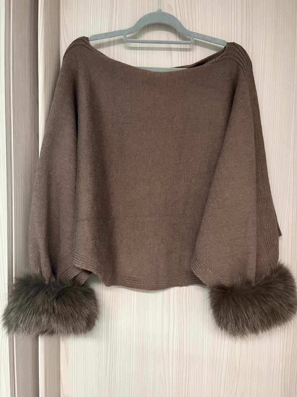 수입 입술넥 케이프 니트(새상품)