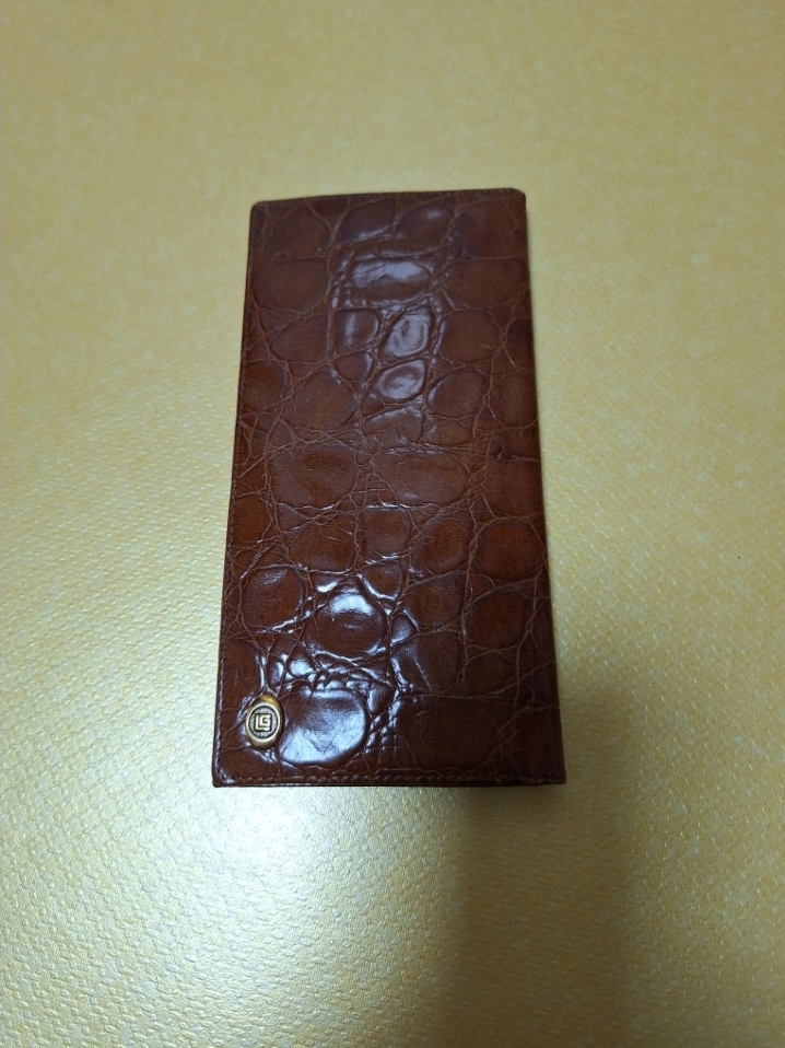 악어가죽 장지갑