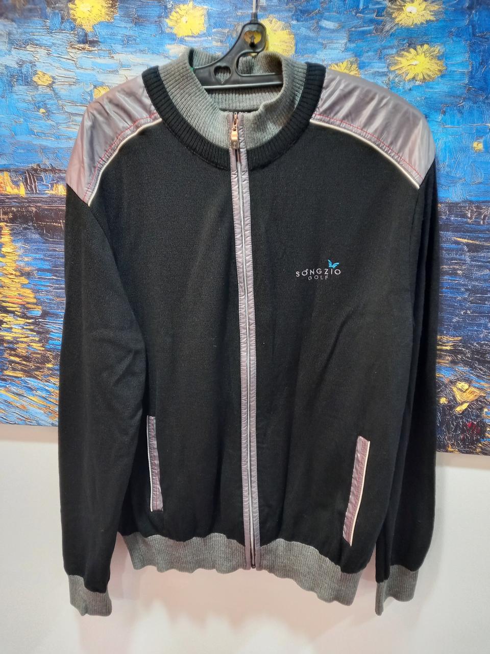 아껴입어서 상태좋아요 명품 송지오 니트집업자켓 100호