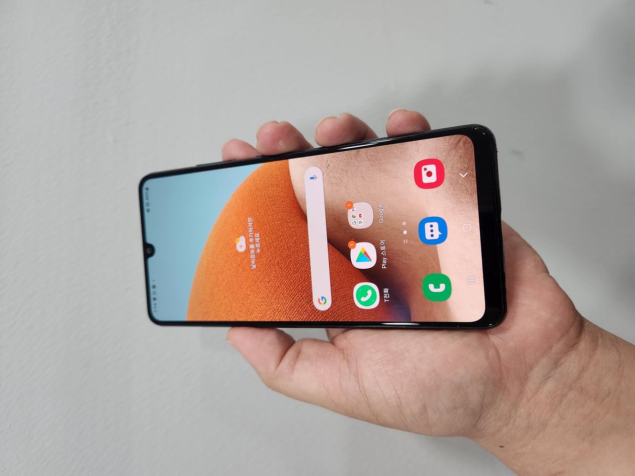 갤럭시 A325 블랙 64기가 SS급 팔아요~