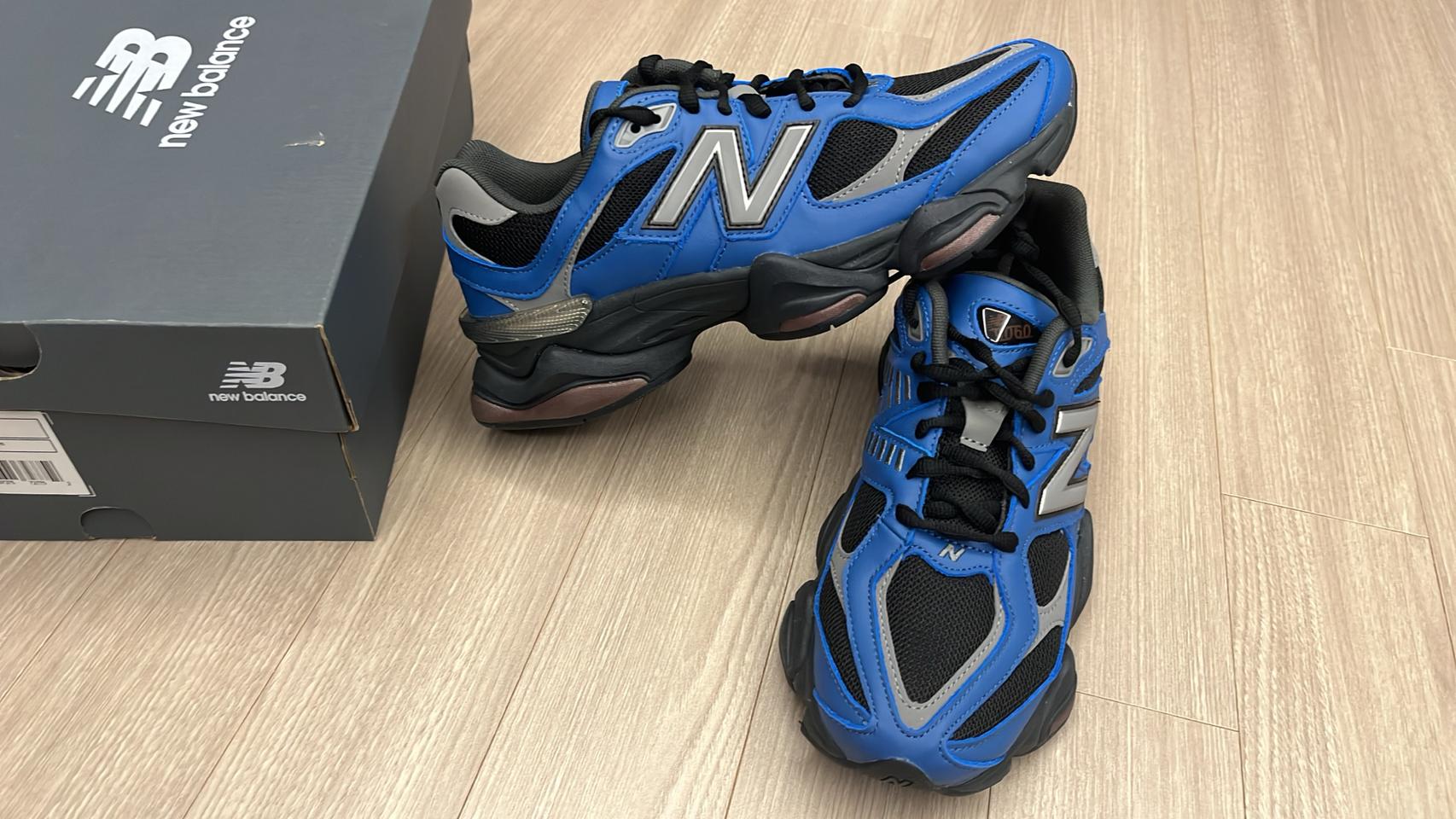 뉴발란스9060 265새제품