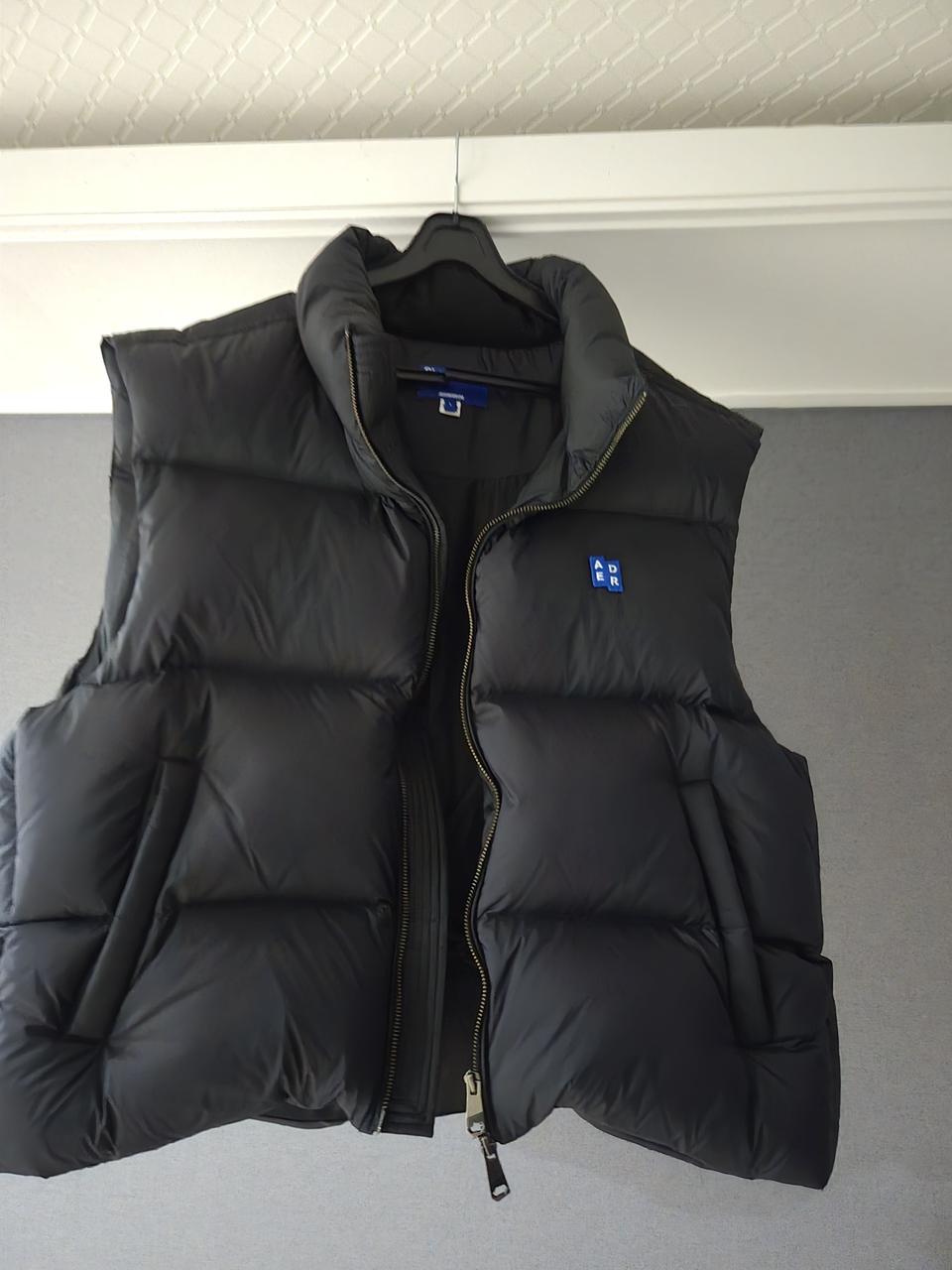 아더에러 패딩 조끼