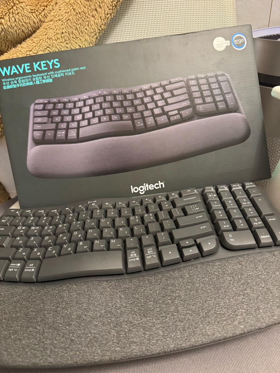 로지텍 키보드