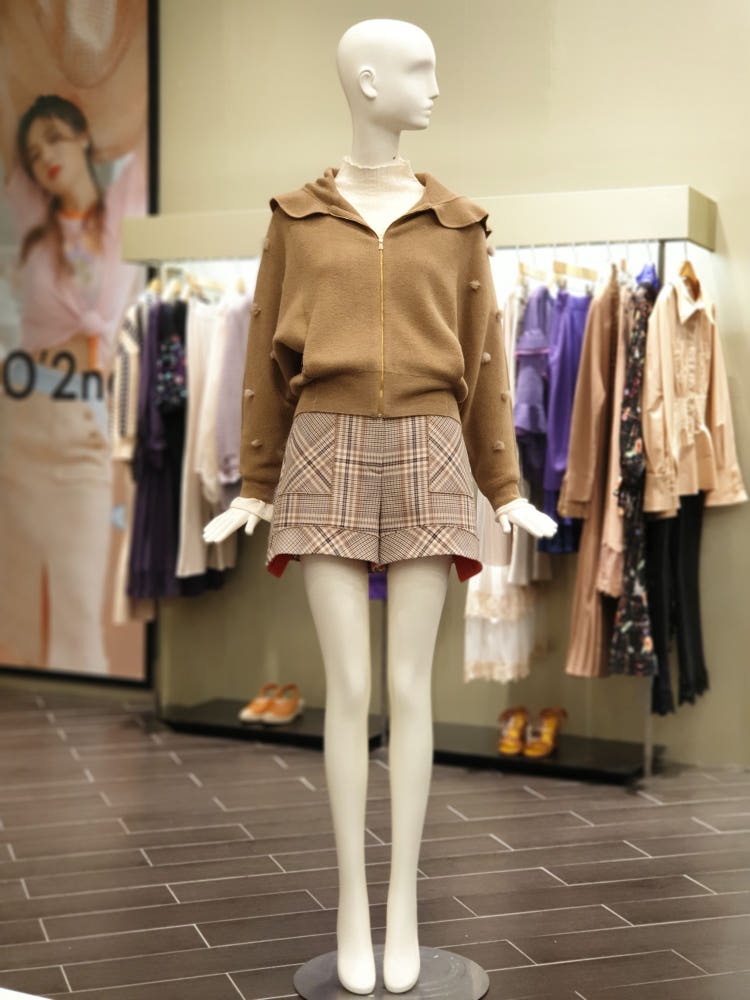 오즈세컨 밍크 폼폼이 방울가디건