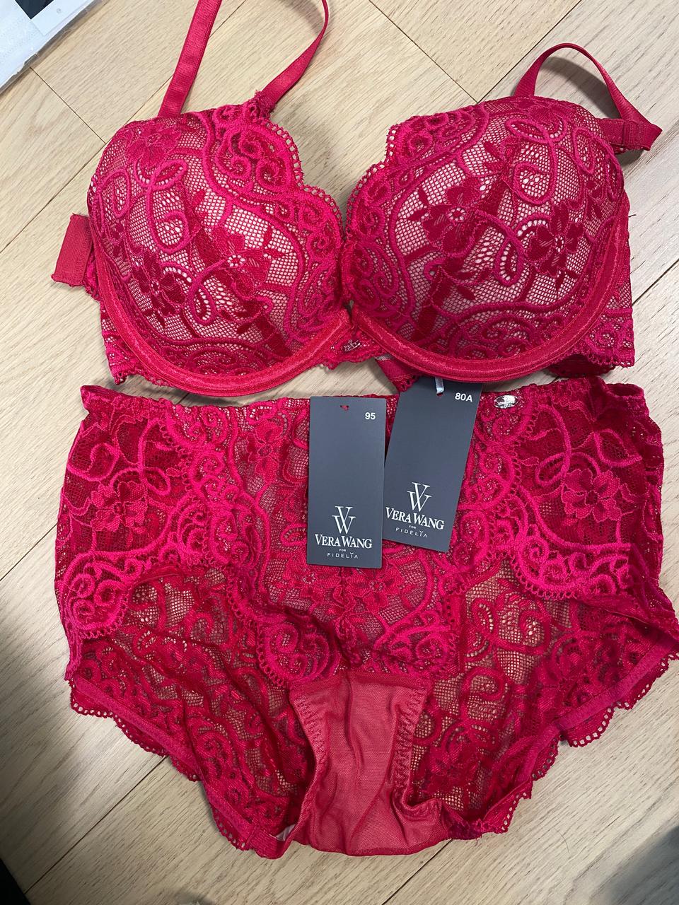 레드 속옷 세트