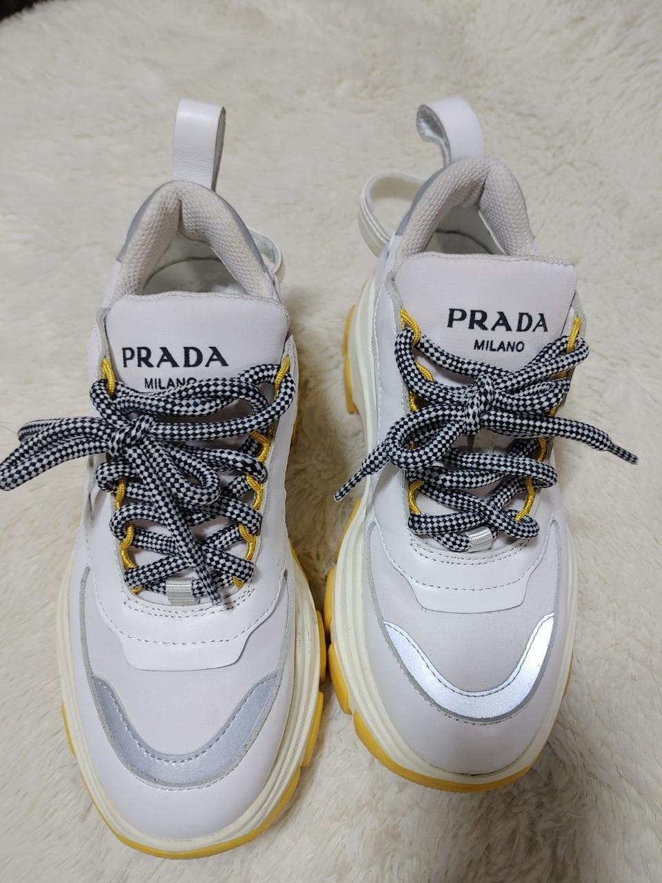 키높이 스니커즈