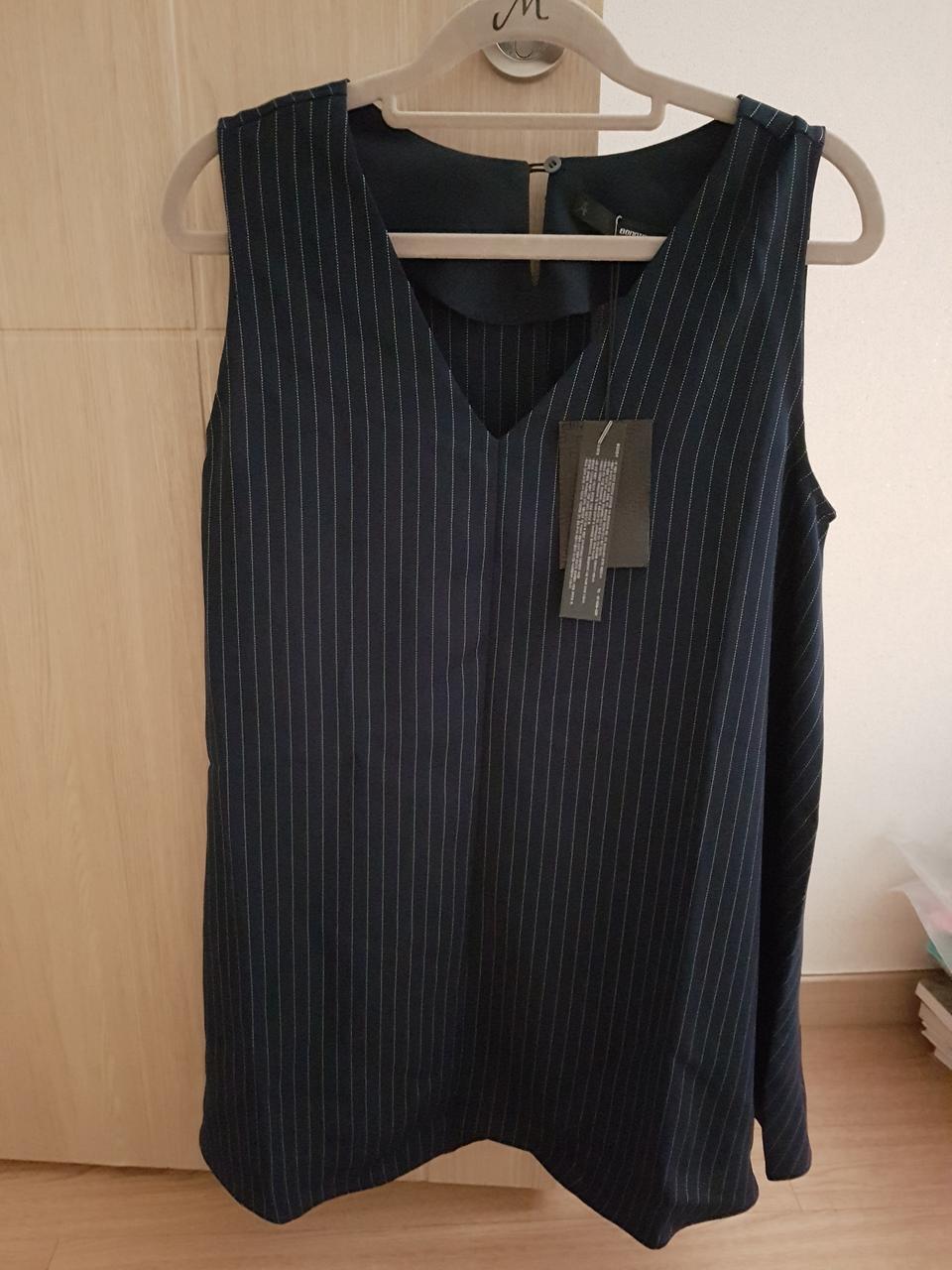 보니알렉스 민소매 블라우스