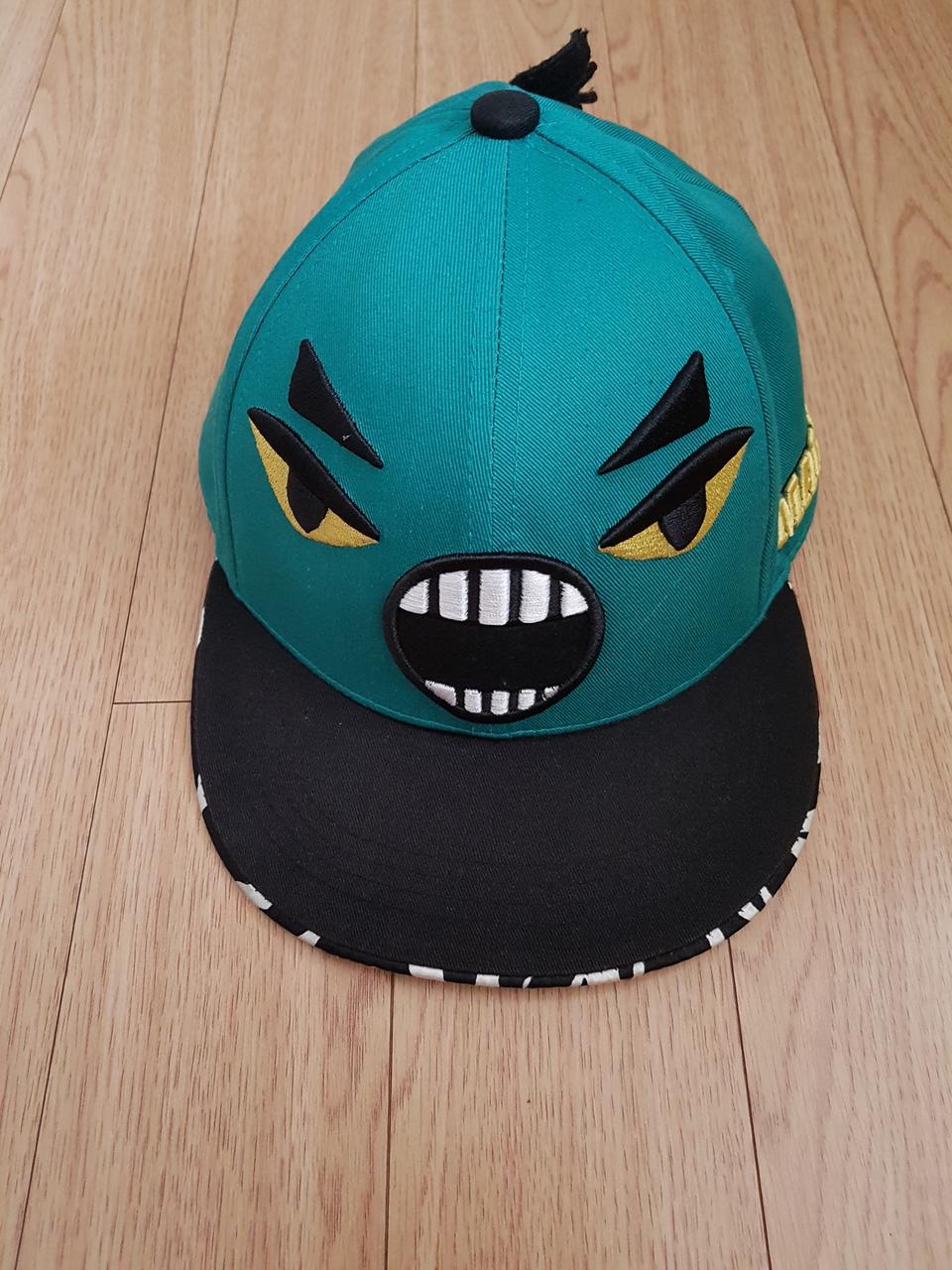 햇츠온 아동용 캡
