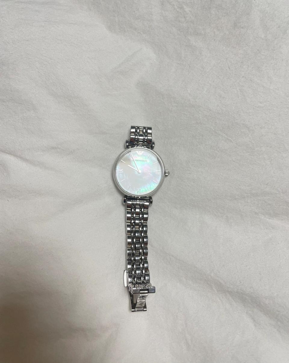 엠포리오 아르마니 여성 메탈시계