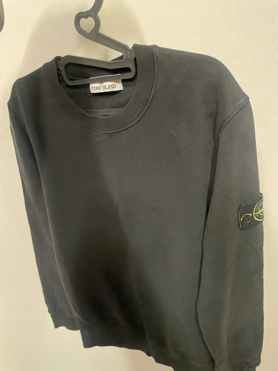 (정품)스톤아일랜드 맨투맨 S 블랙 22fw