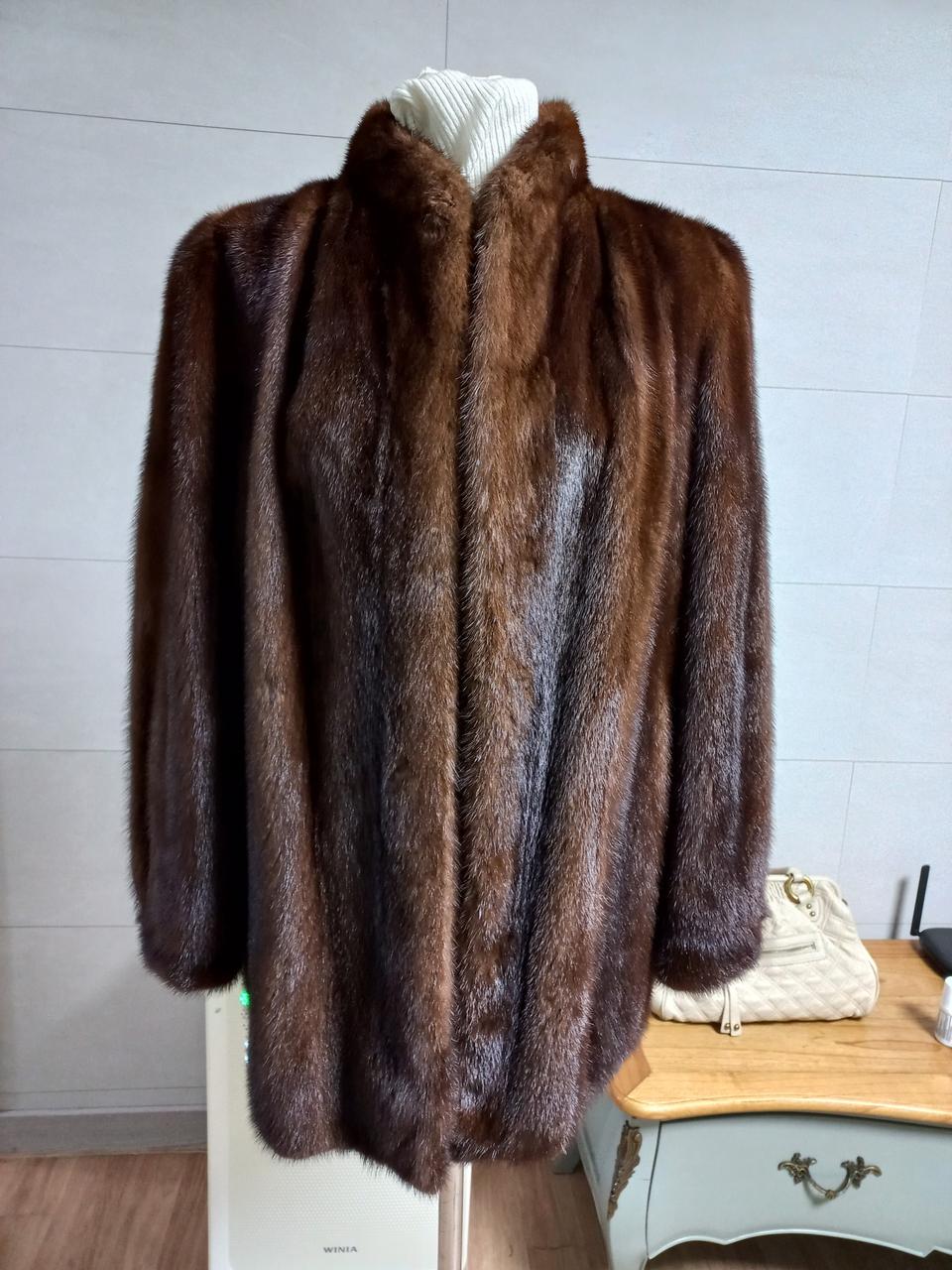 마호가니 통밍크 코트