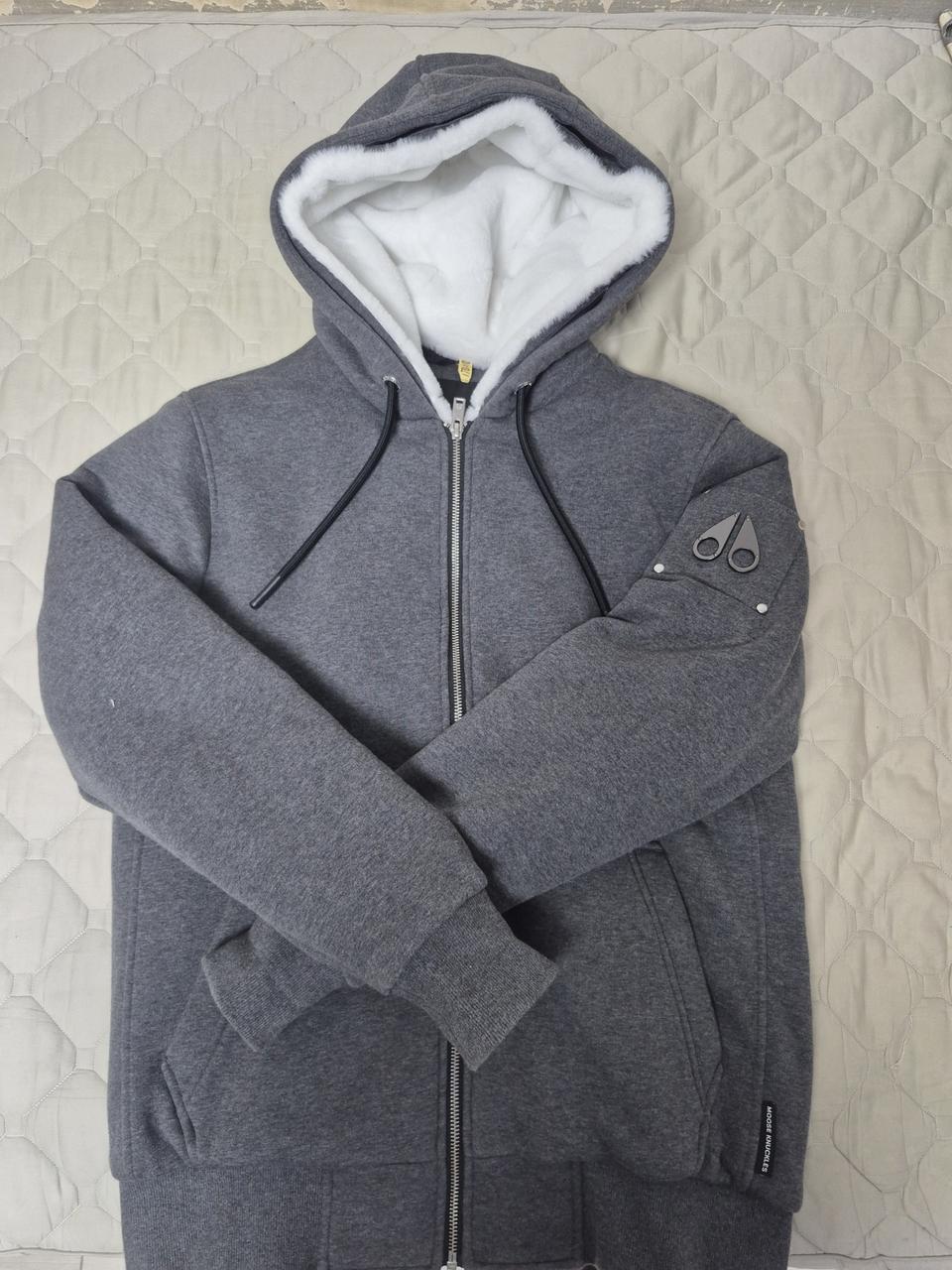 무스너클 버니스웨터 22FW