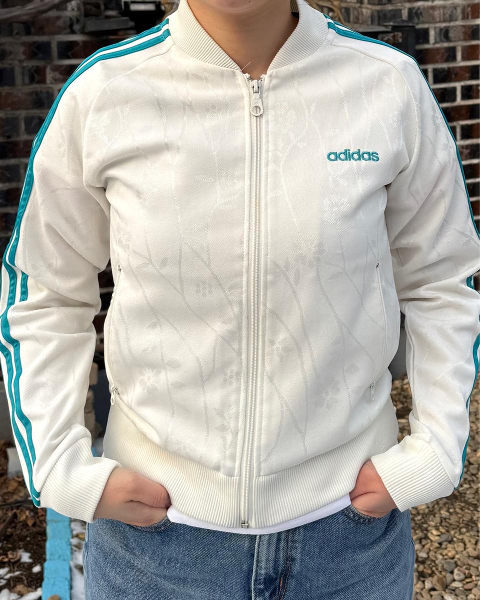 아디다스 플라워 자카드 트랙탑 져지