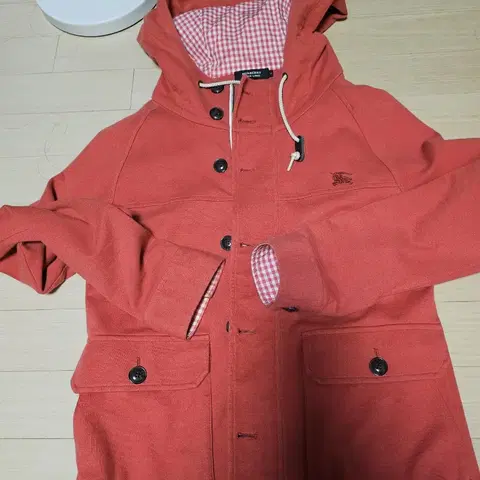 버버리 후드집업