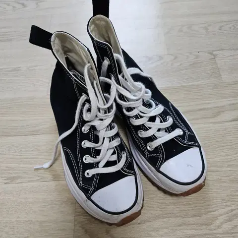 런스타하이크.블랙. 런스타