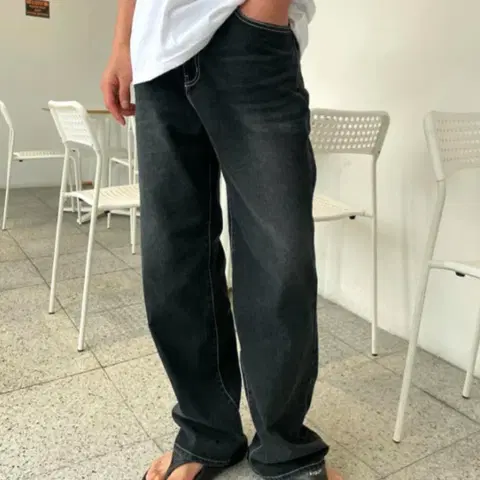 스티치 흑청데님 블랙청바지