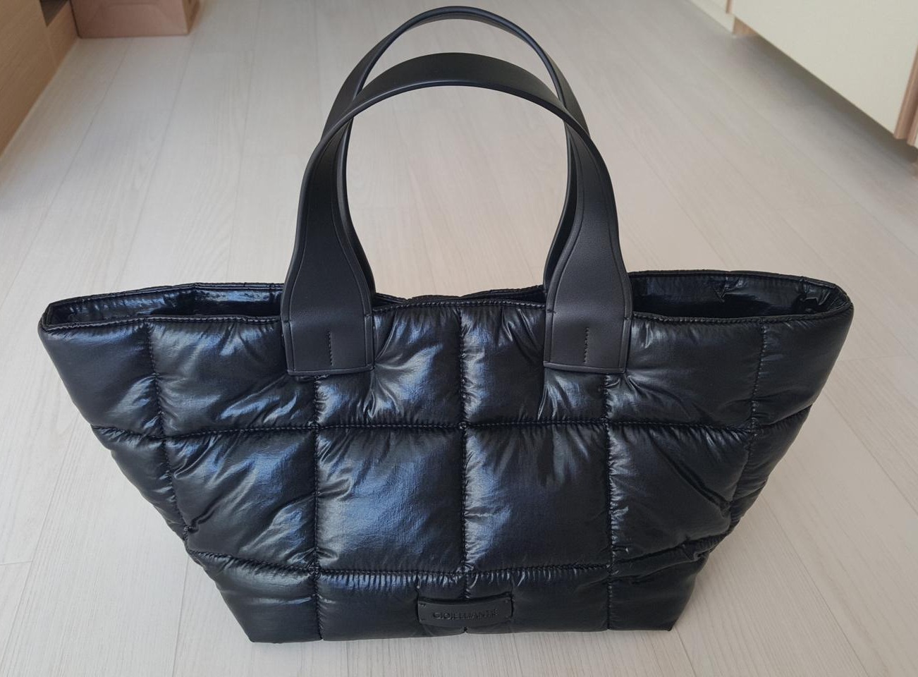 시착만한 거의새것) 토트백  크로스스트랩 포함