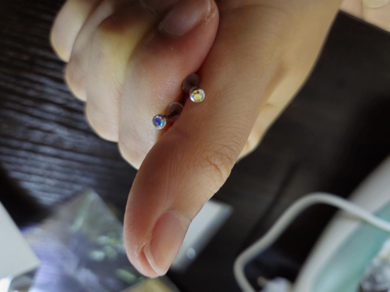 문크리스탈 원석 귀걸이 새상품 5000원