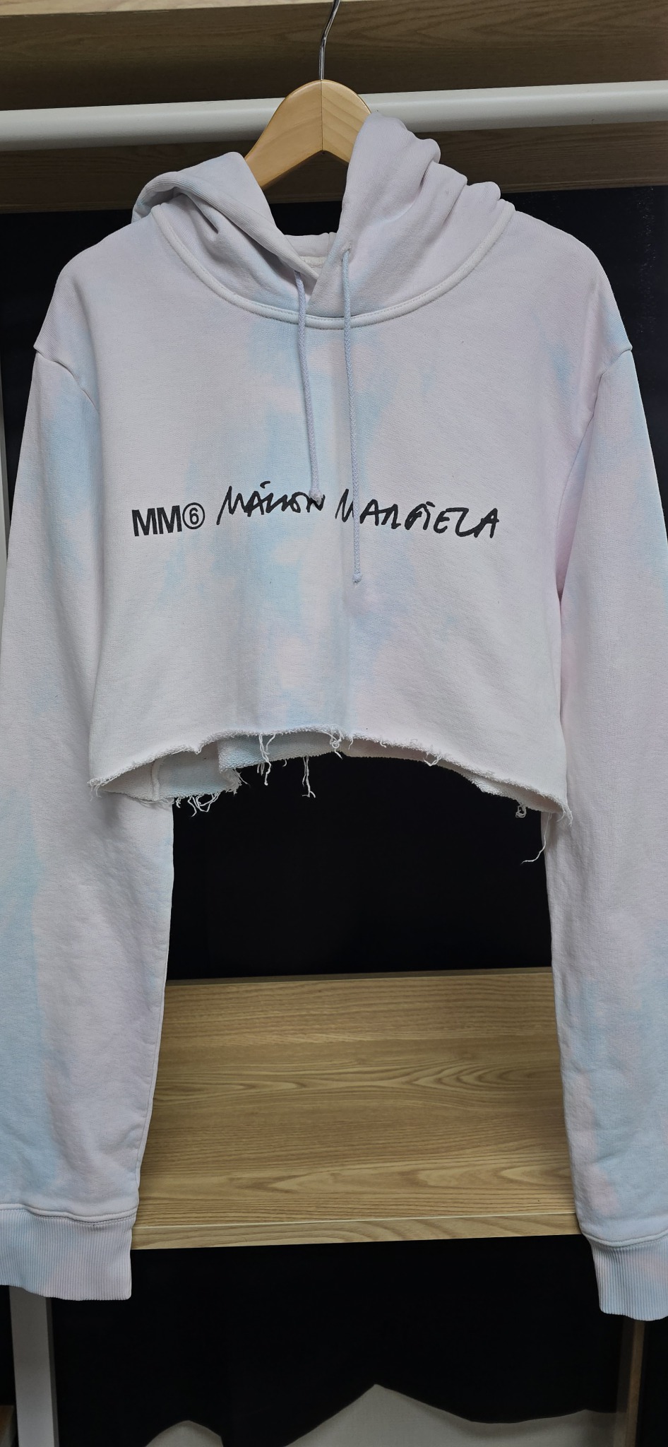 메종 마르지엘라 크롭 후드티